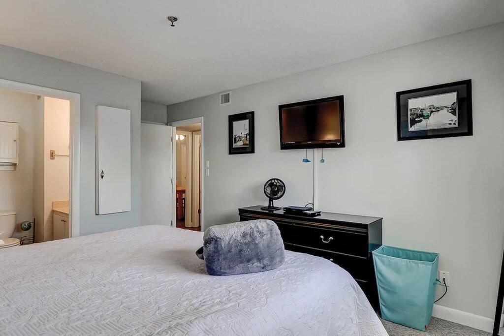 Resort Breeze- 2 Bedroom Pools, Hot Tub, Tennis, Beach ヒルトンヘッドアイランド エクステリア 写真
